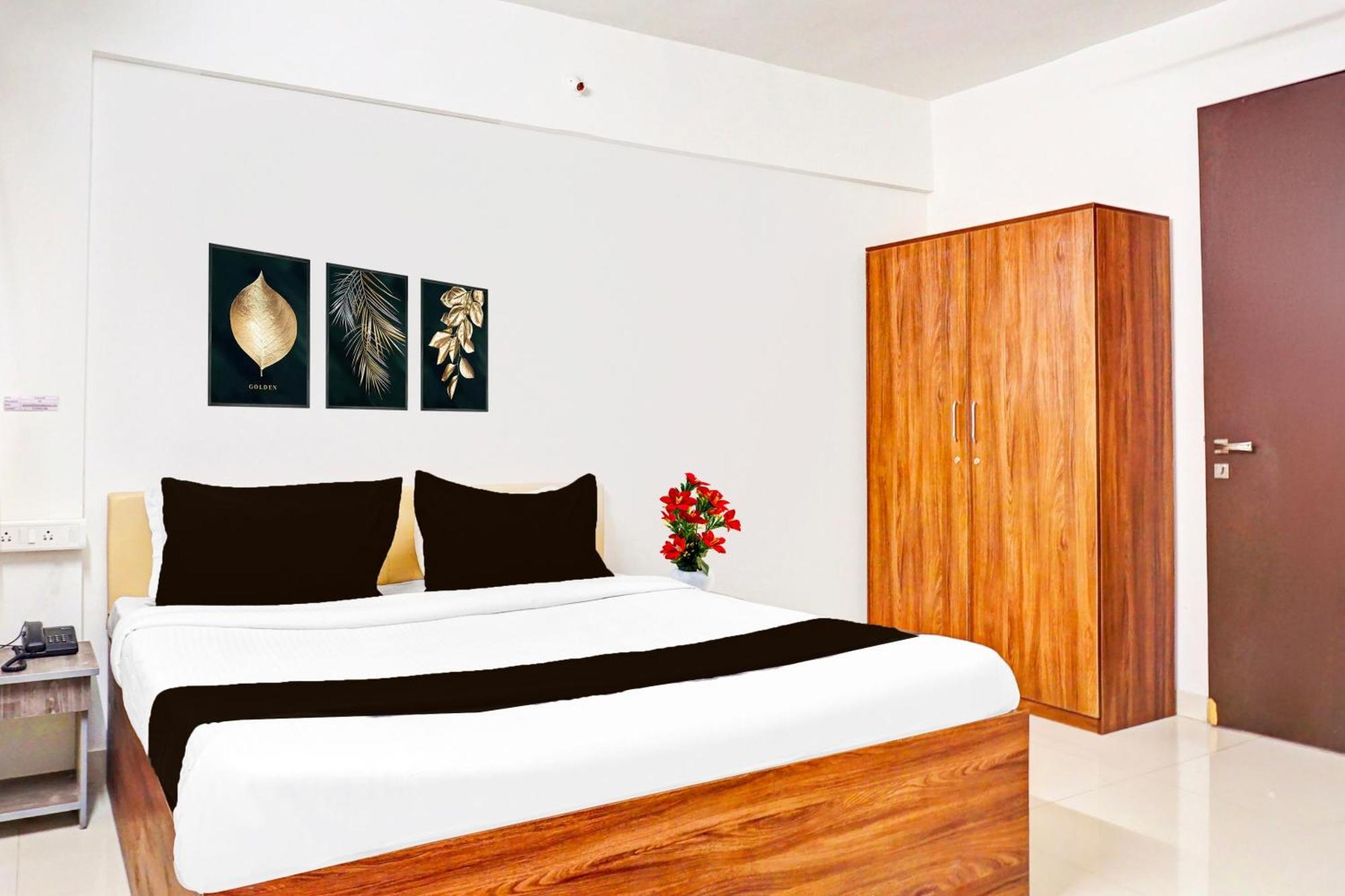 Super Collection O Baner Formerly Seven Hills Dapuri Exterior photo
