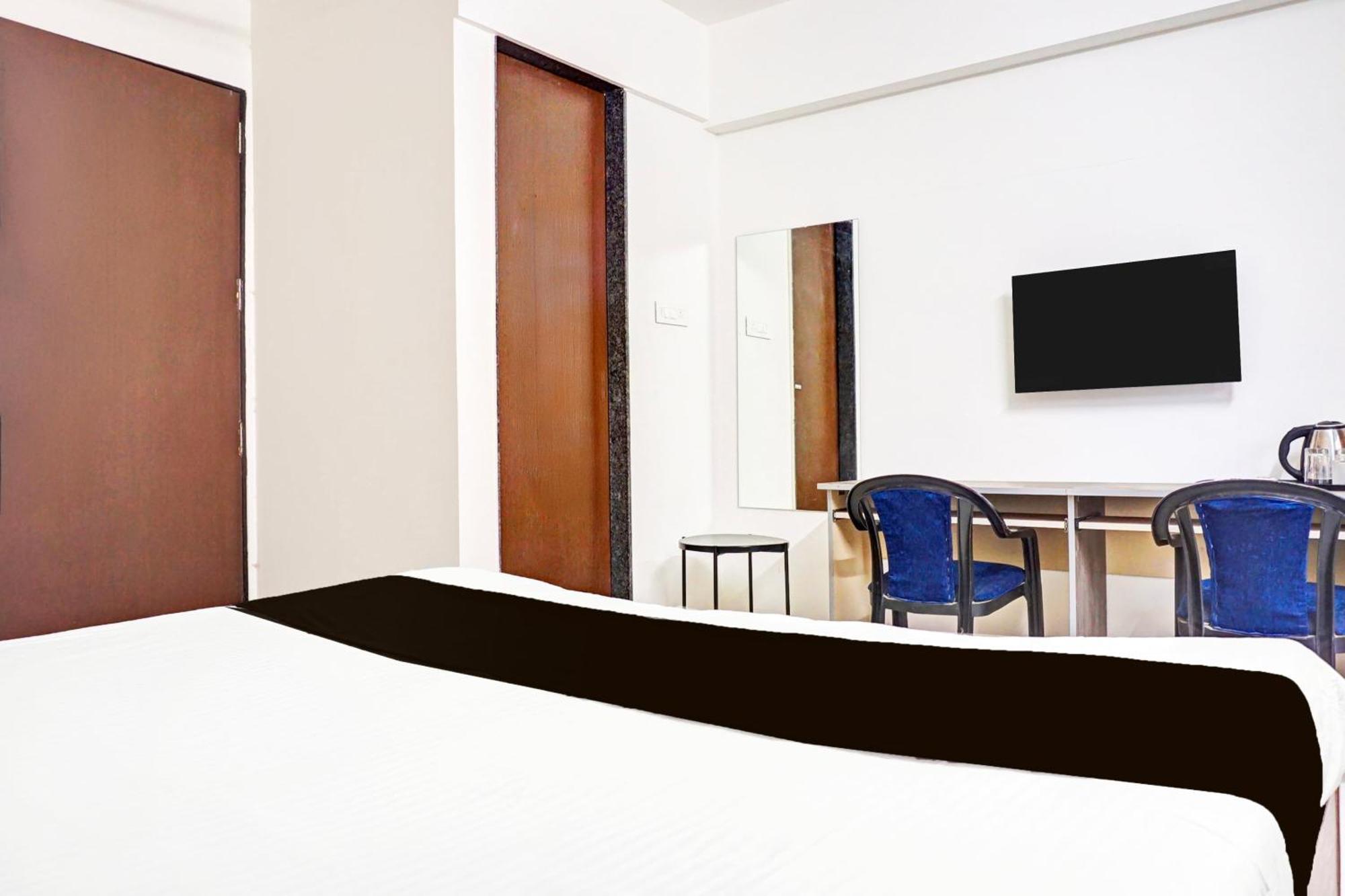 Super Collection O Baner Formerly Seven Hills Dapuri Exterior photo